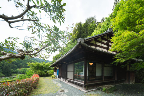 Ishidatami no Yado